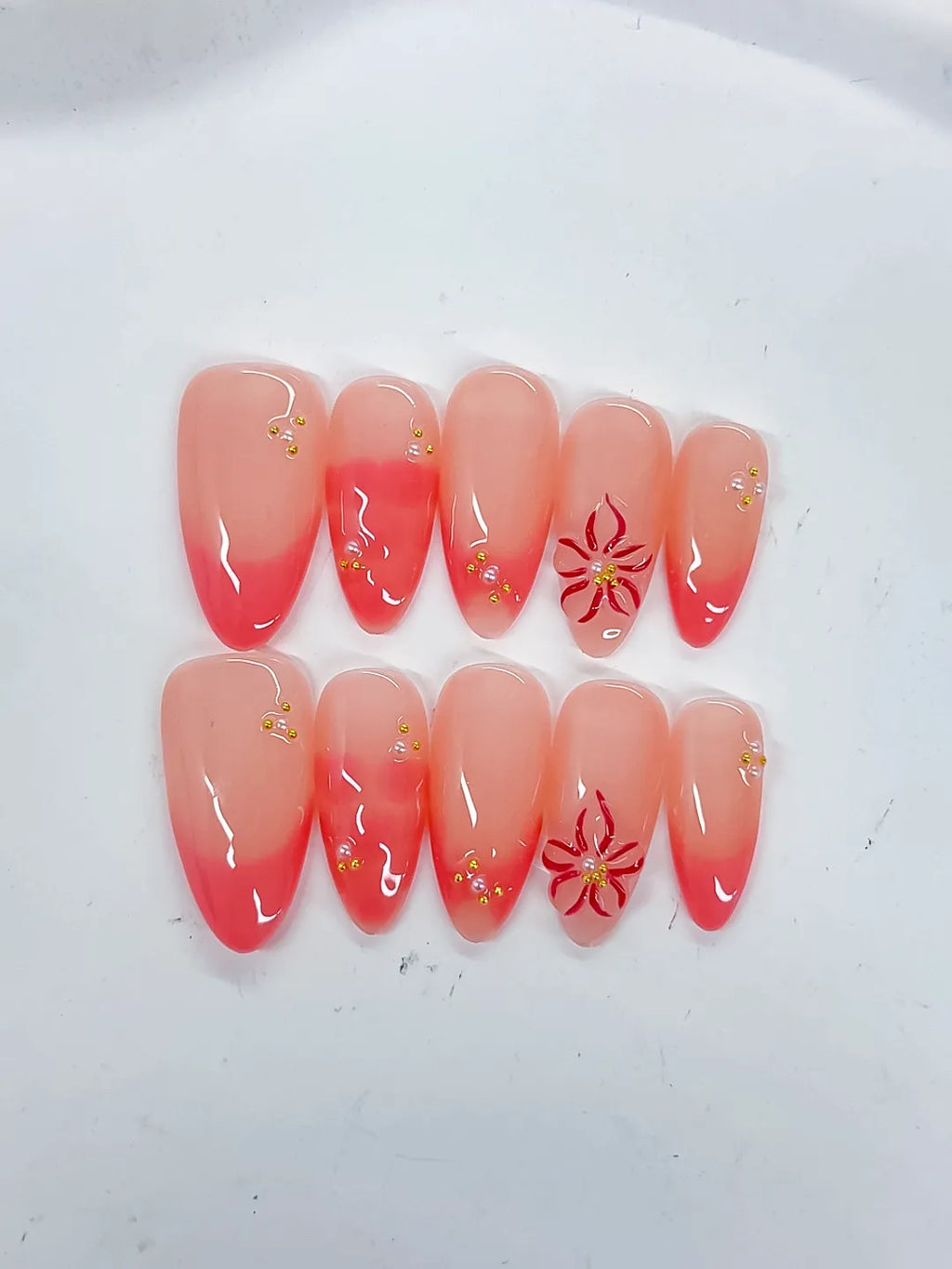 D528 - Medium Pink Almond Ombre Flower Stud