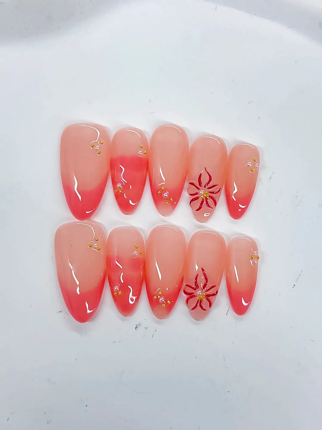 D528 - Medium Pink Almond Ombre Flower Stud