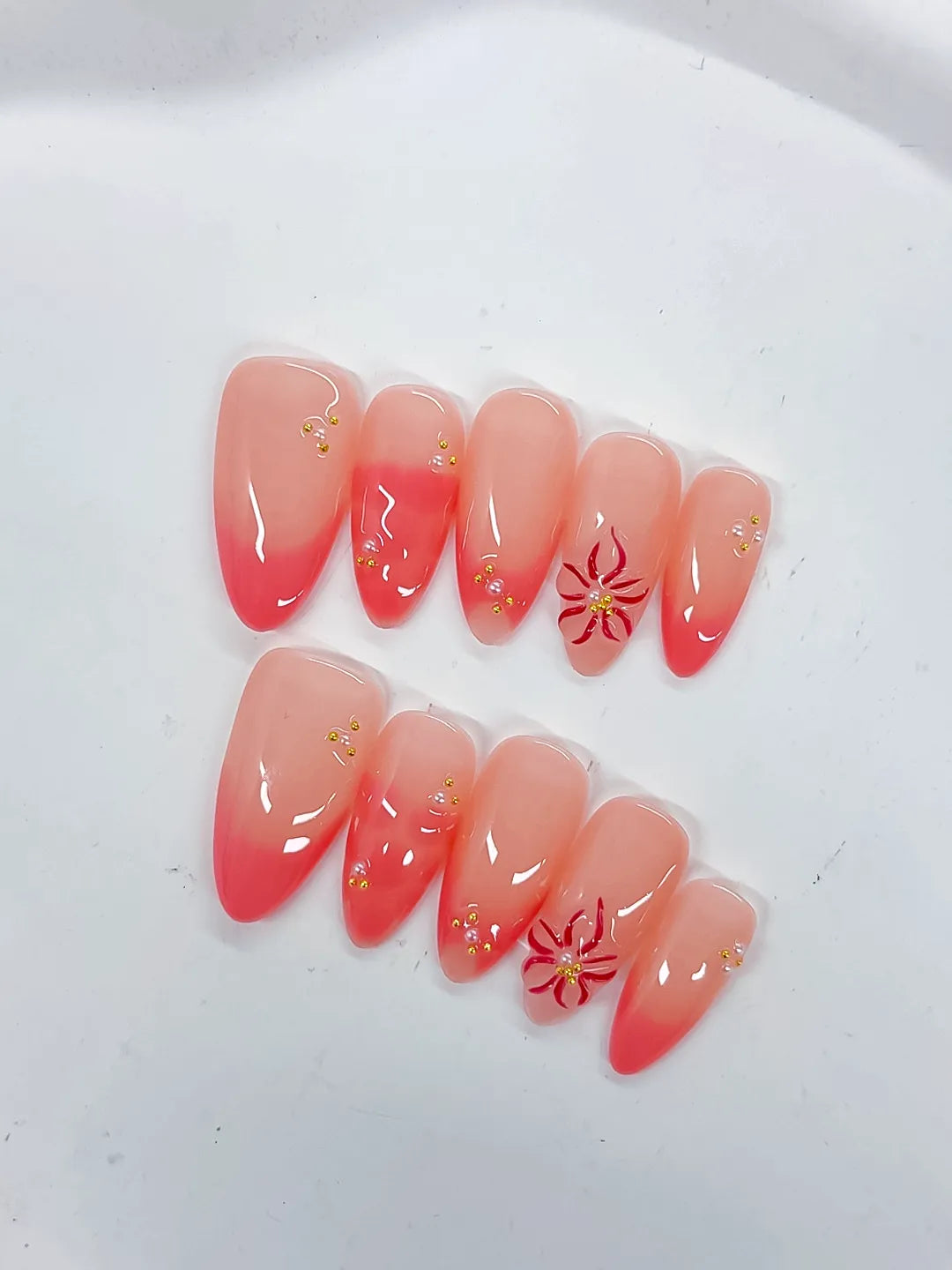 D528 - Medium Pink Almond Ombre Flower Stud