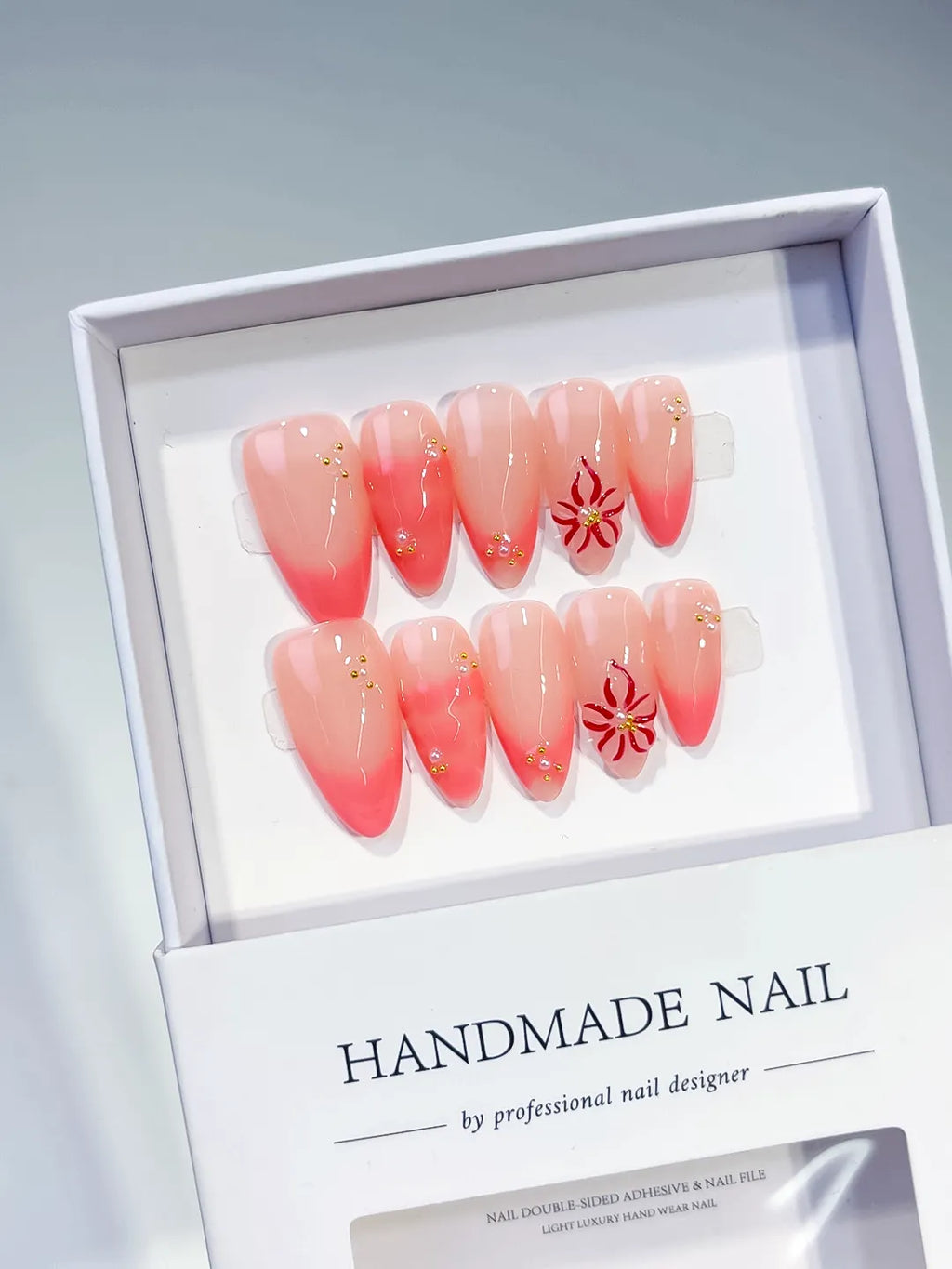 D528 - Medium Pink Almond Ombre Flower Stud