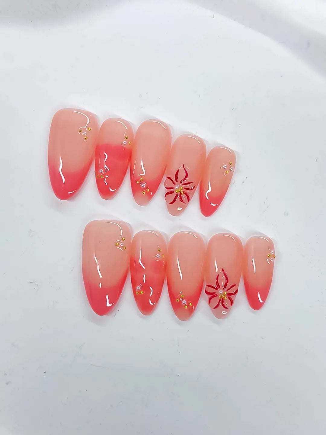 D528 - Medium Pink Almond Ombre Flower Stud