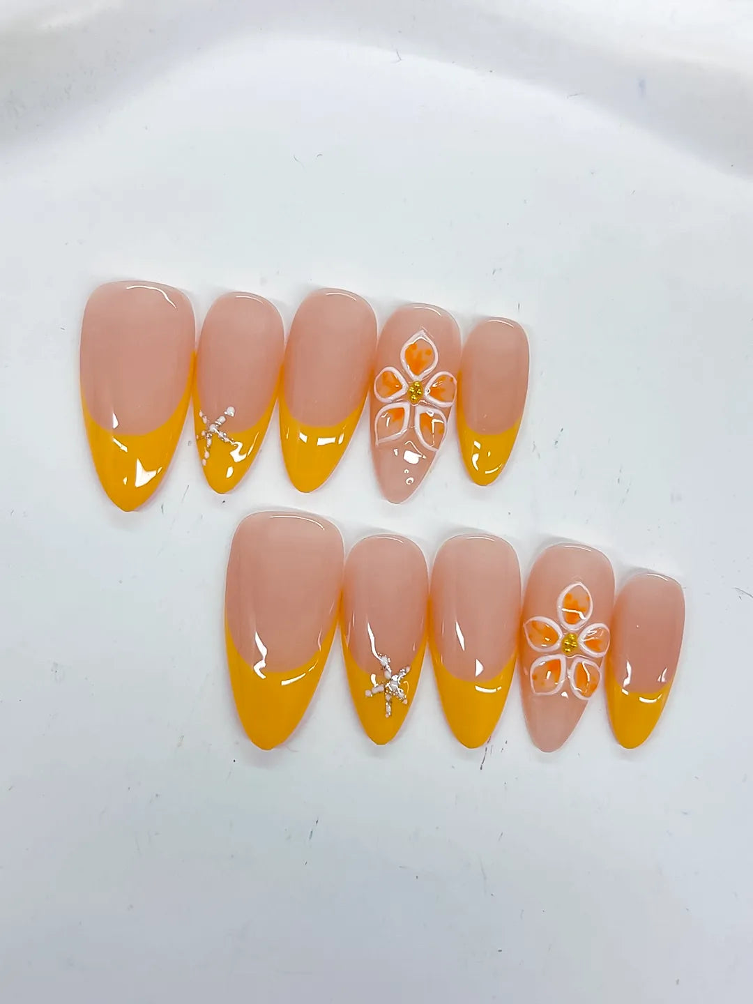 D529 - Medium Nude Yellow Almond French tip Flower Rhinestone