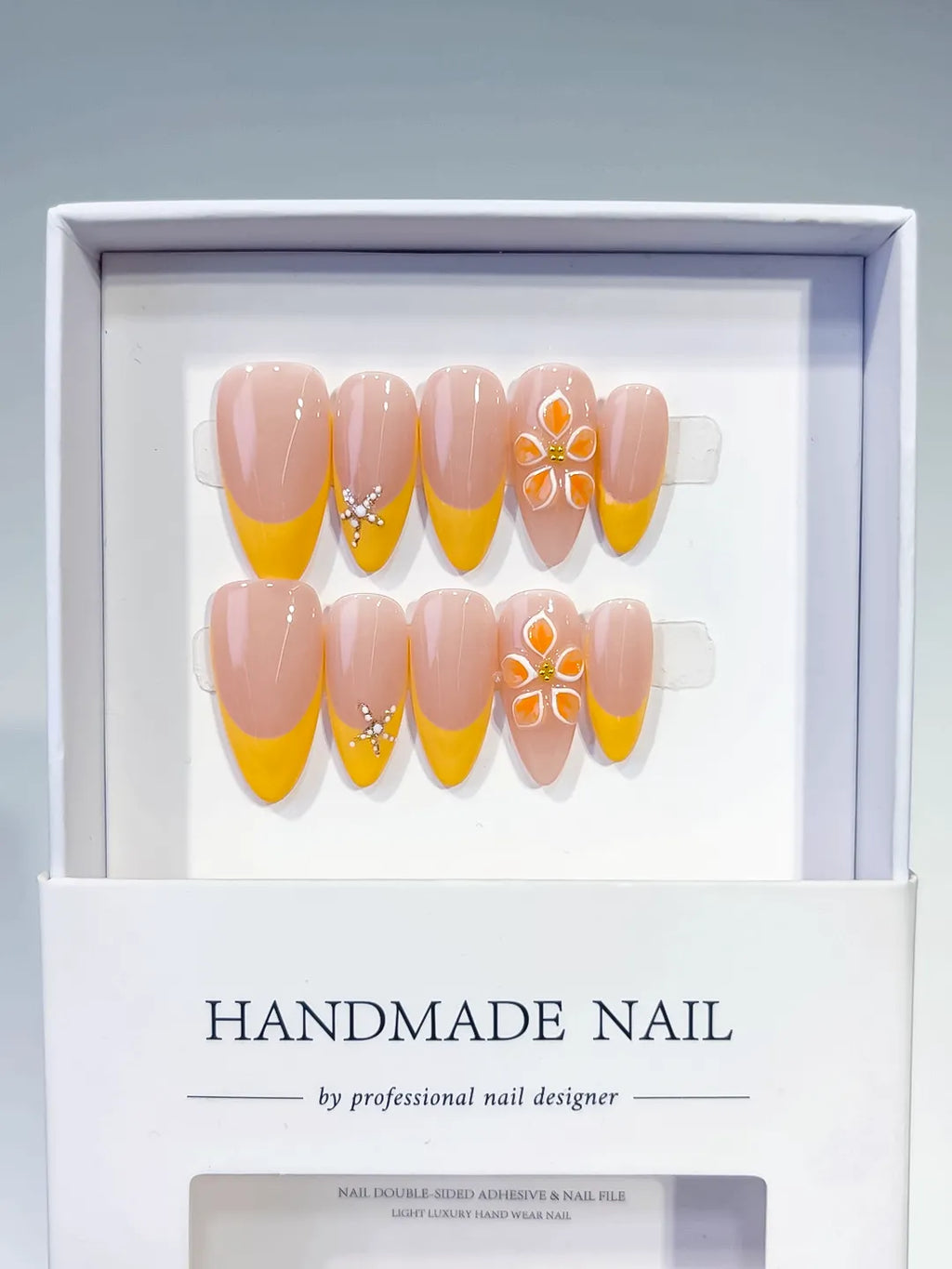 D529 - Medium Nude Yellow Almond French tip Flower Rhinestone