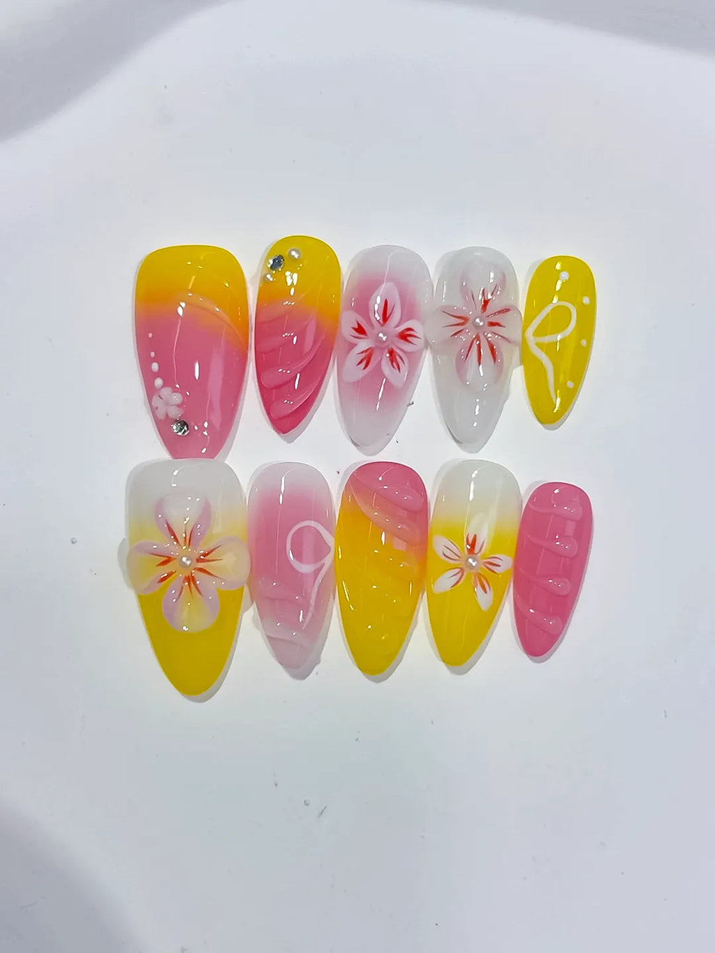 D536 - Medium Pink Yellow Almond Ombre Flower Rhinestone VibeNailsLab