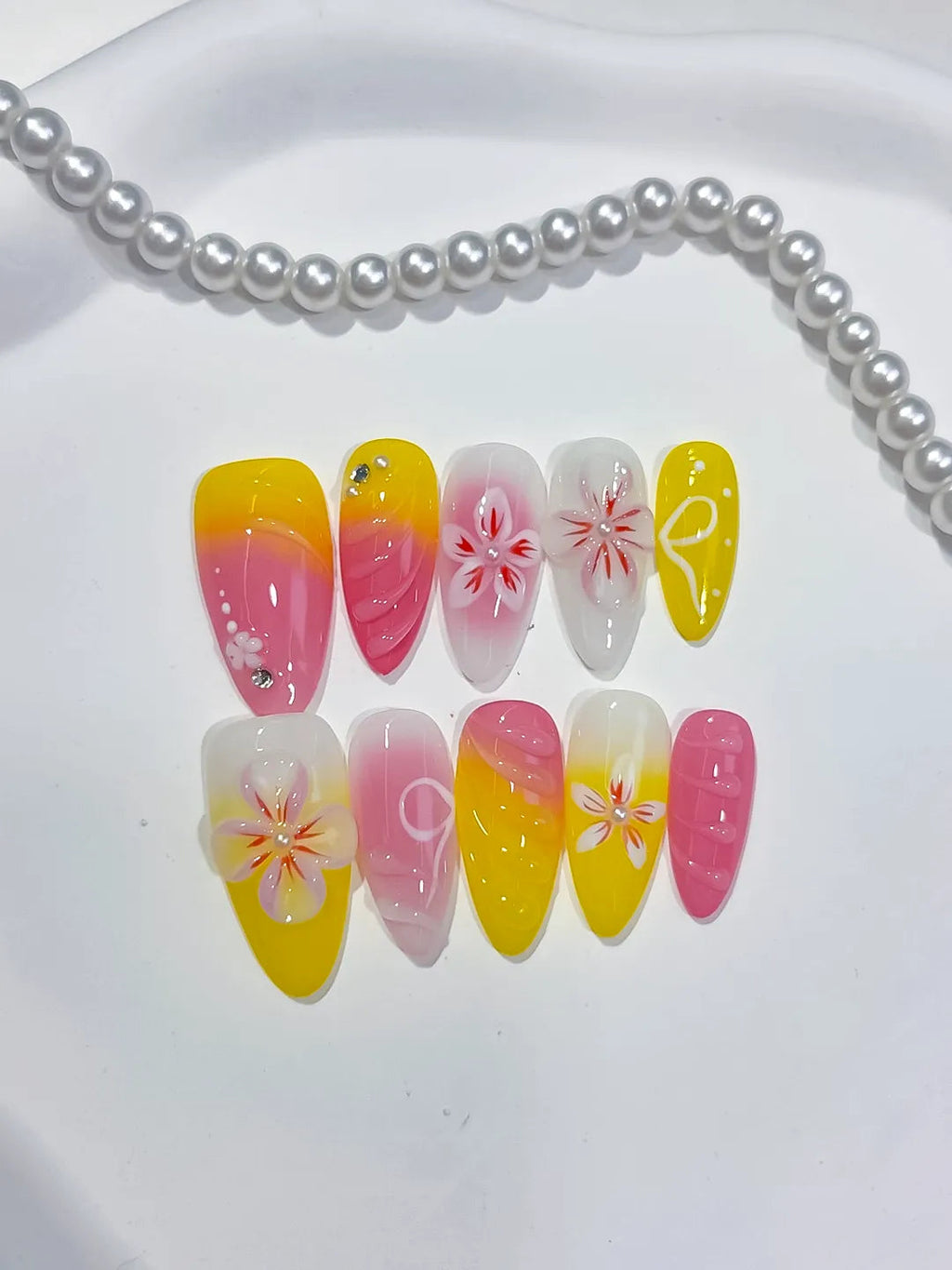 D536 - Medium Pink Yellow Almond Ombre Flower Rhinestone VibeNailsLab