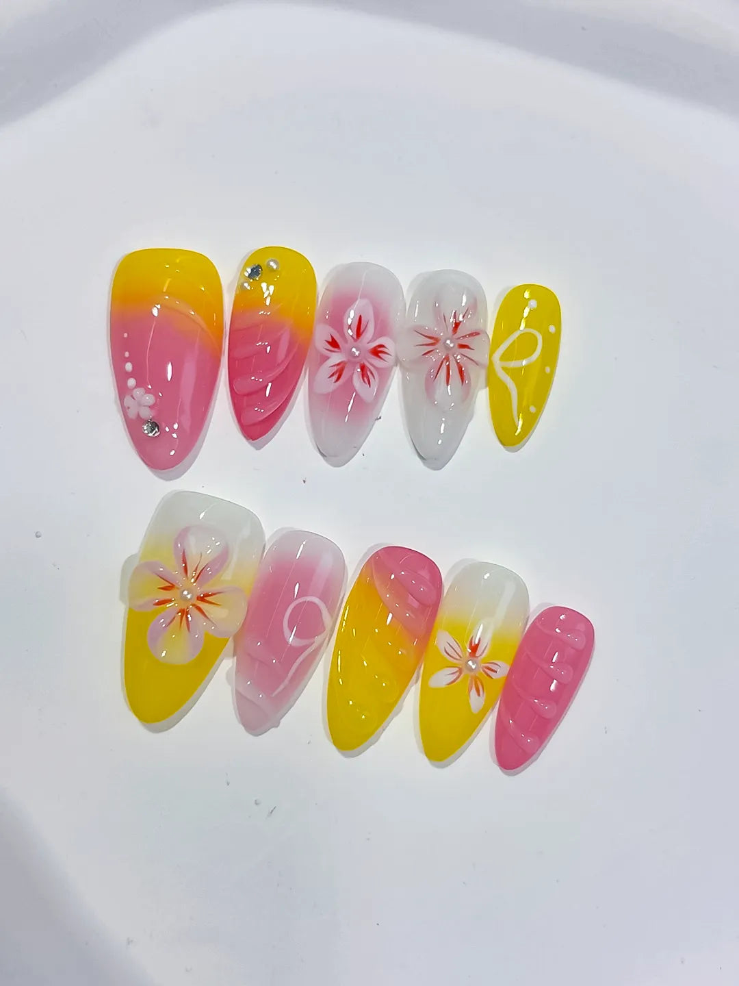 D536 - Medium Pink Yellow Almond Ombre Flower Rhinestone VibeNailsLab