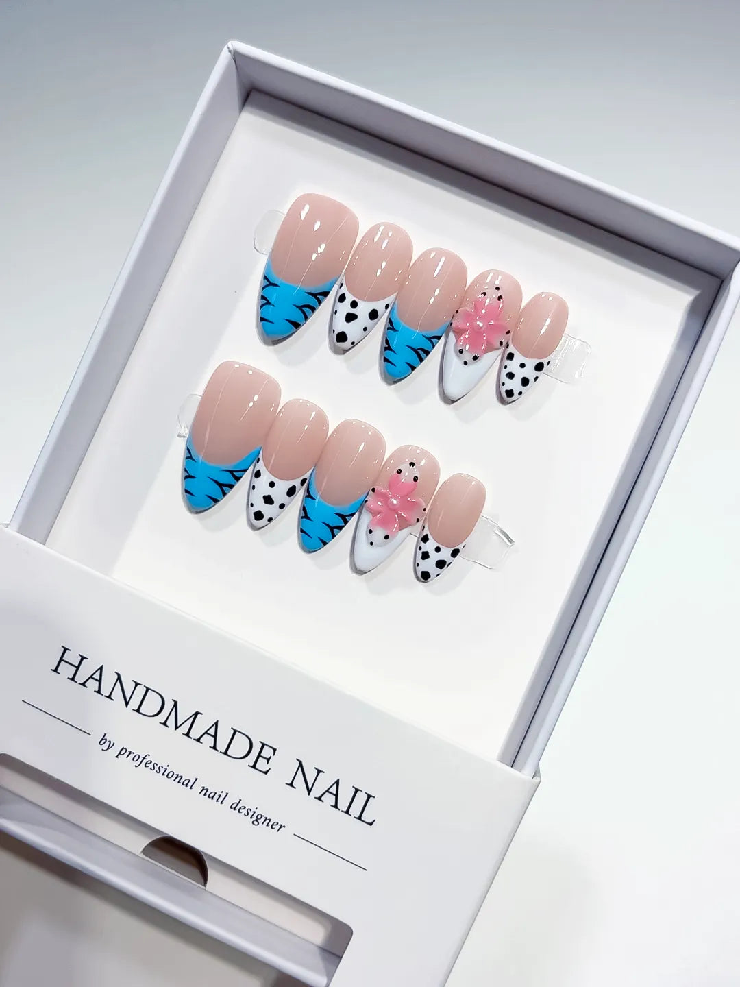 D541 - Medium Nude Blue Almond French tip Flower Dot Pattern