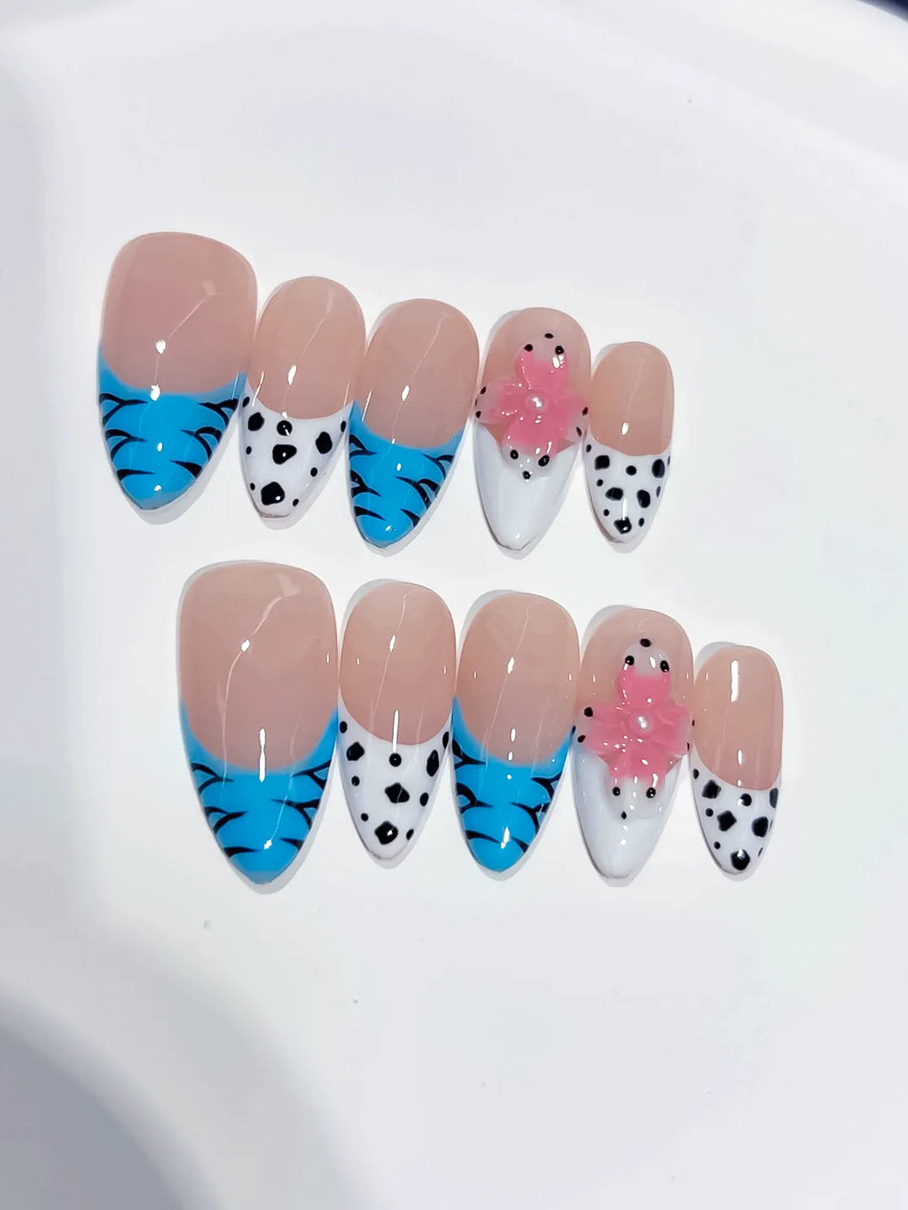 D541 - Medium Nude Blue Almond French tip Flower Dot Pattern