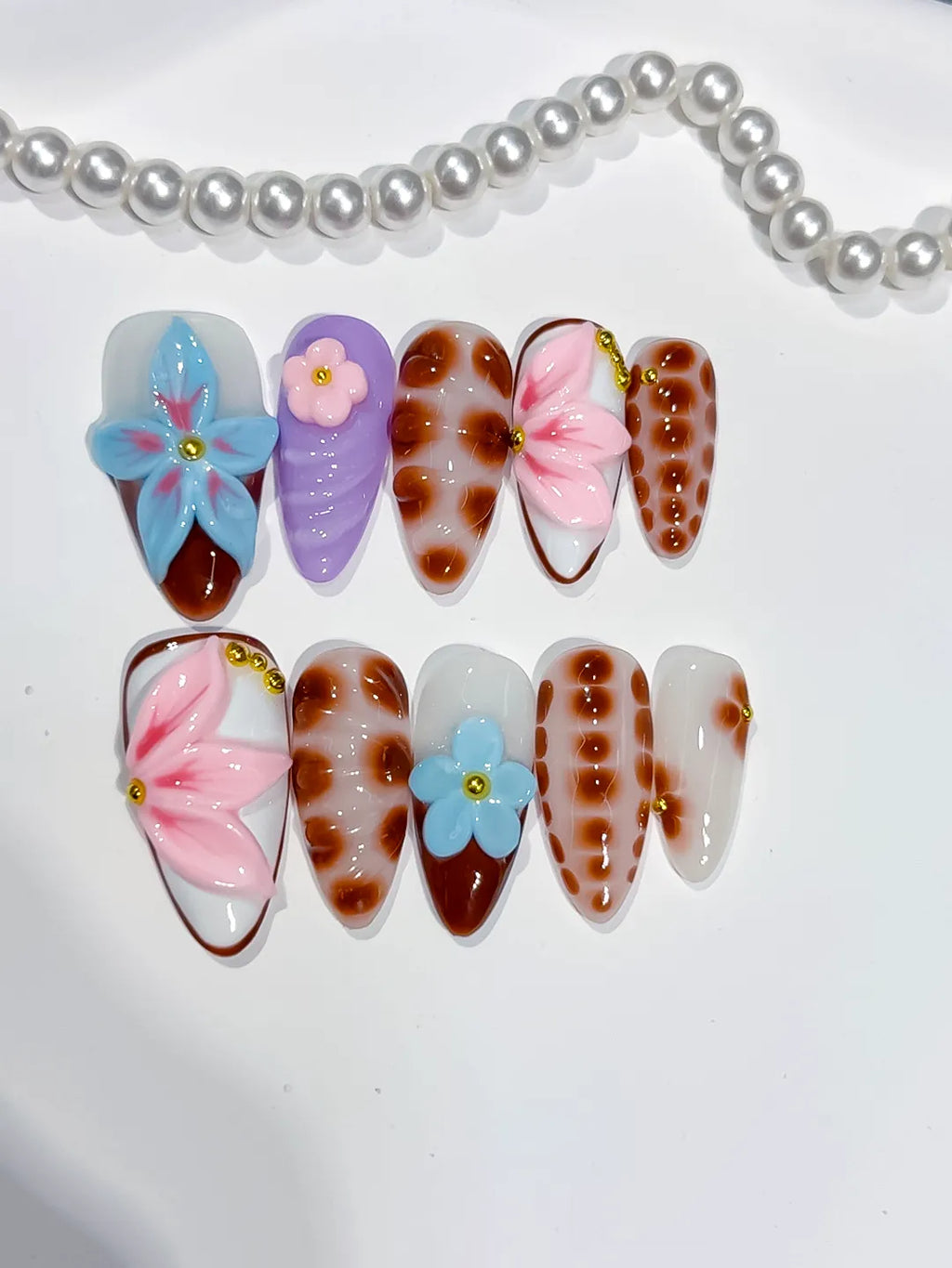 D544 - Medium White Brown Almond Abstract Flower Dot Pattern