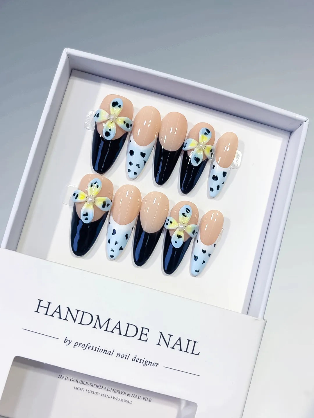 D545 - Medium Nude Black Almond French tip Flower Heart