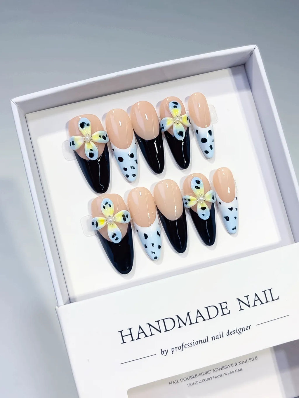 D545 - Medium Nude Black Almond French tip Flower Heart