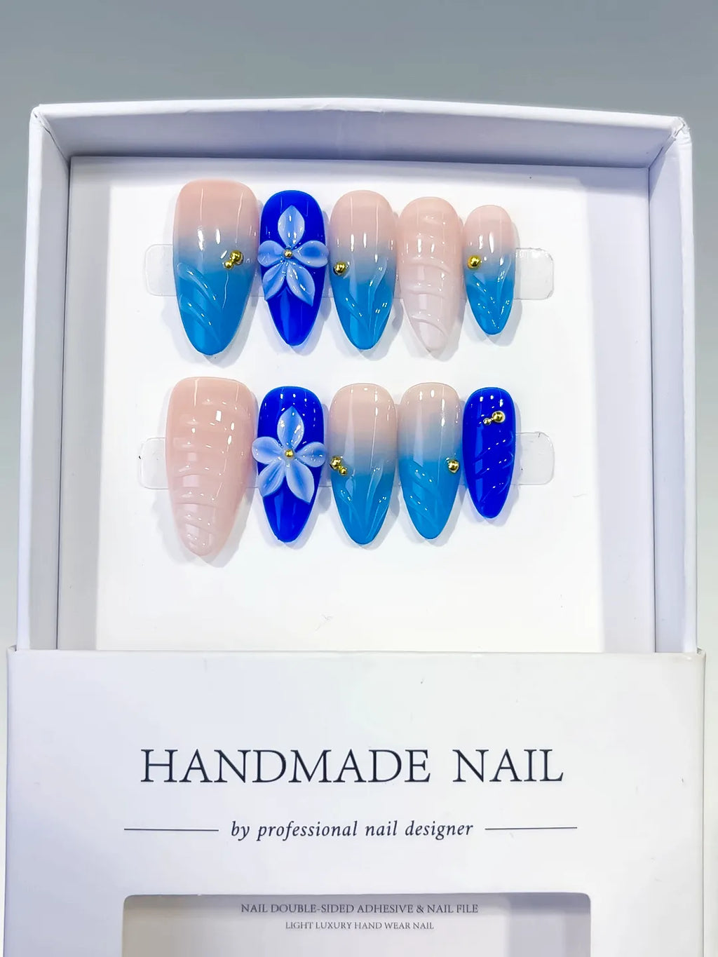 D571 - Medium Nude Blue Almond Ombre Flower Shell