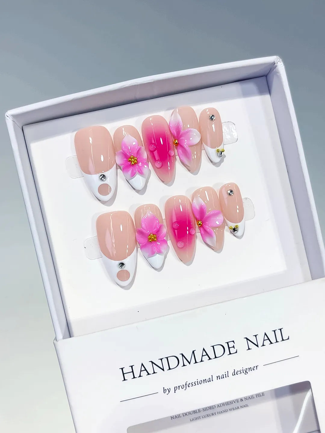 D572 - Medium Nude Pink Almond French tip Flower Rhinestone