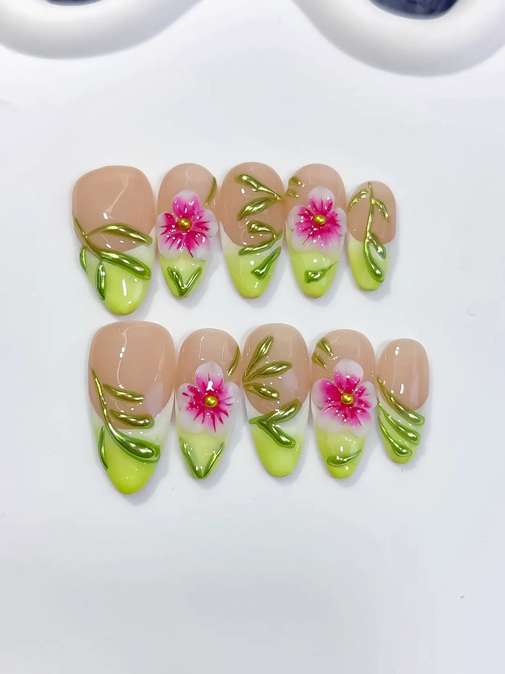 D585 - Medium Nude Green Almond French tip Flower Leaf