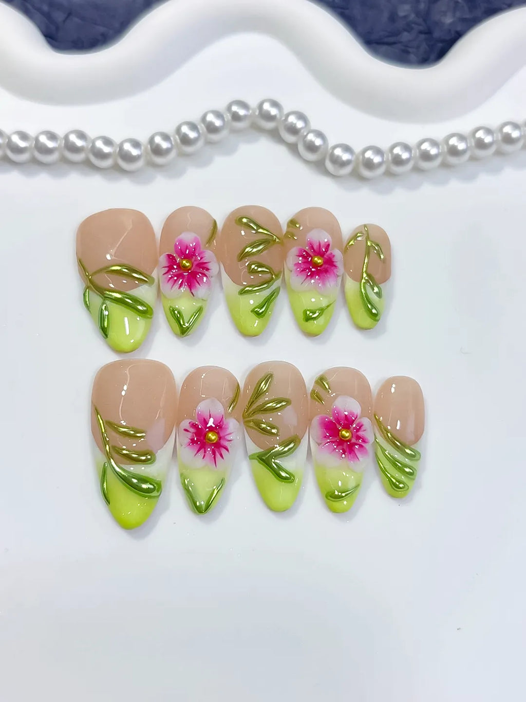 D585 - Medium Nude Green Almond French tip Flower Leaf