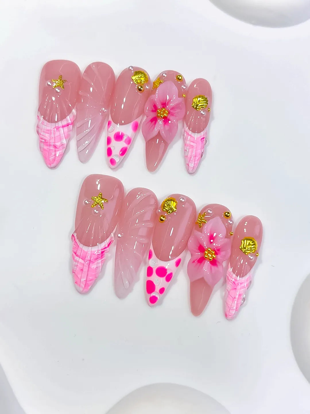 D589 - Long Pink White Almond Abstract Flower Shell VibeNailsLab