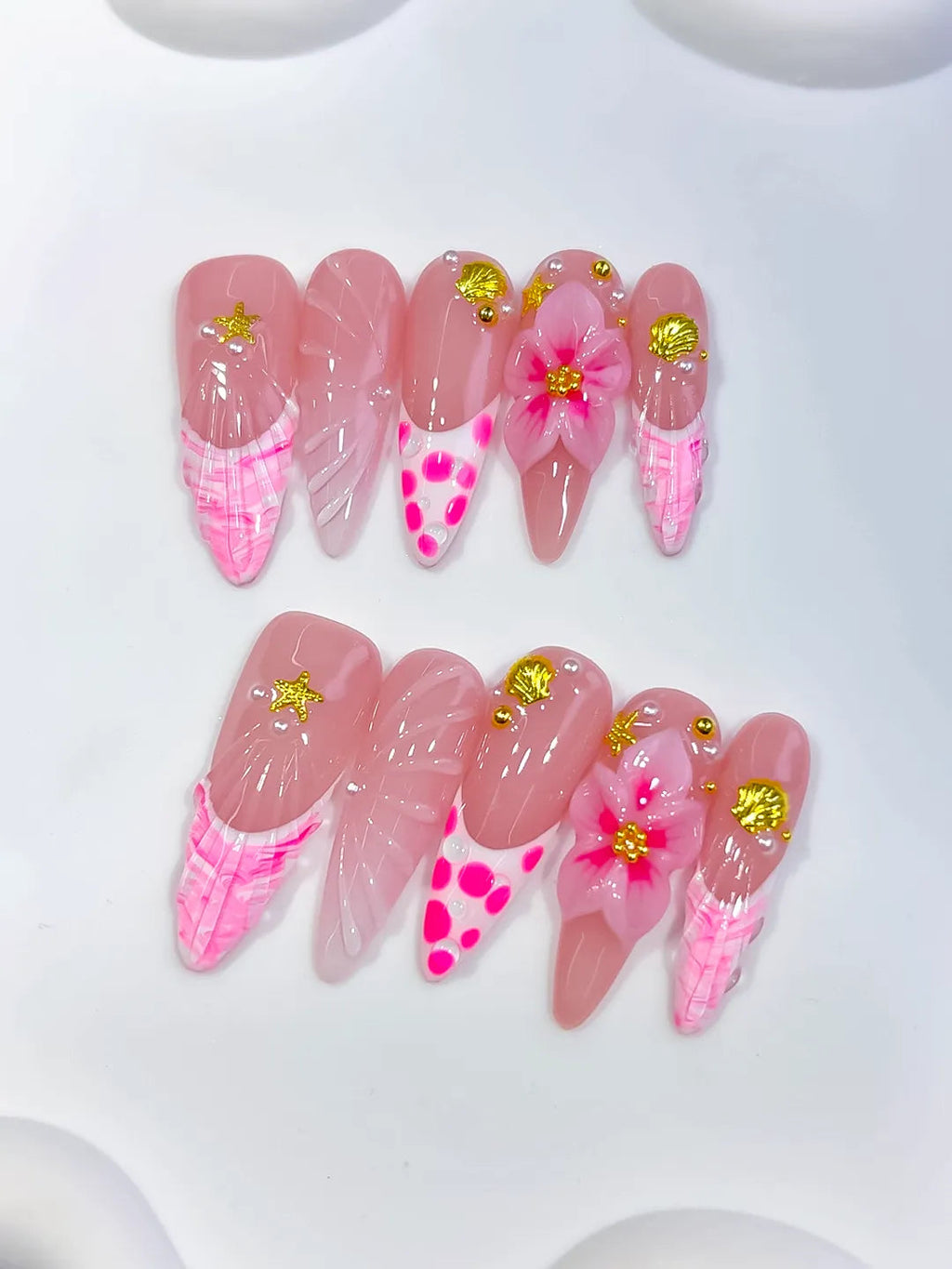 D589 - Long Pink White Almond Abstract Flower Shell VibeNailsLab