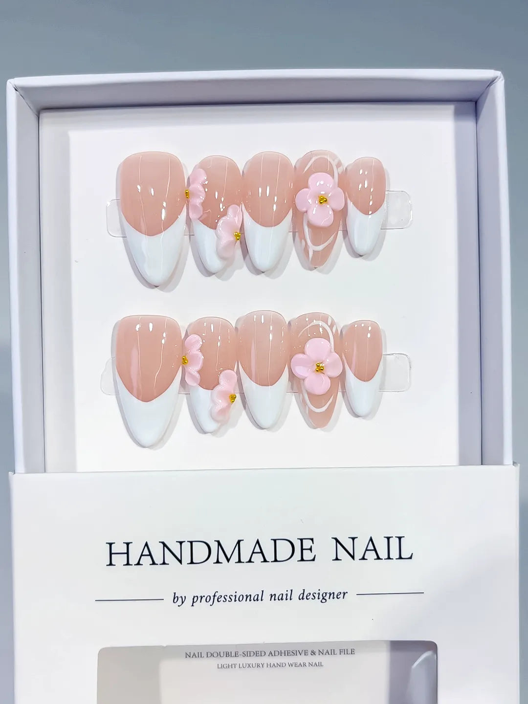 D591 - Medium Nude White Almond French tip Flower