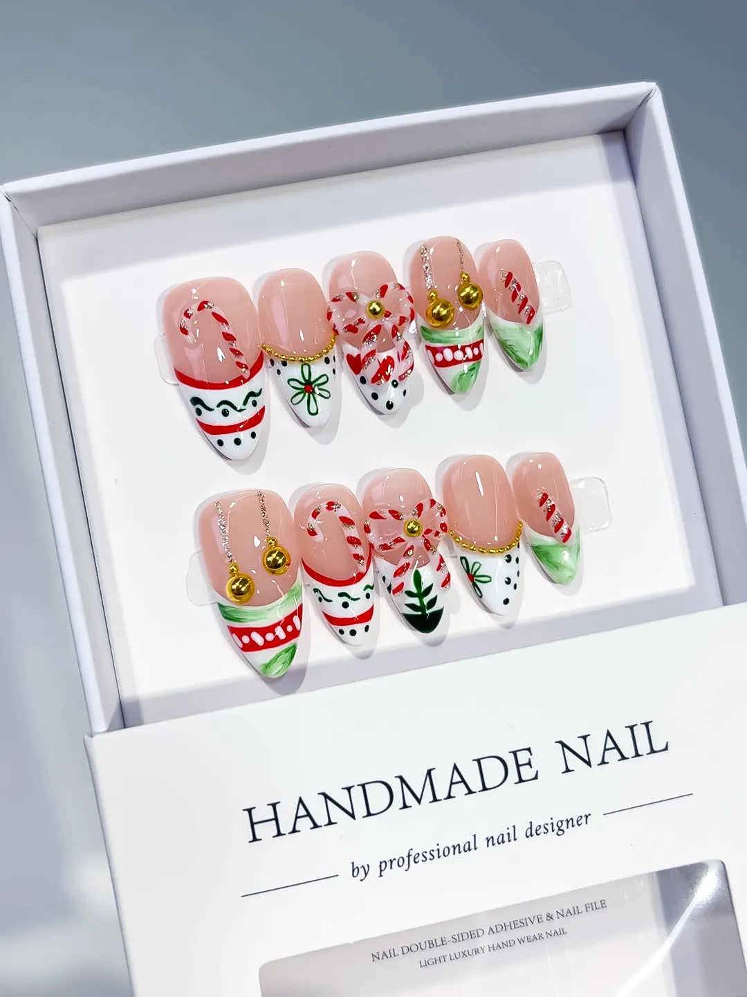 D592 - Medium White Red Almond Abstract Bow Holiday
