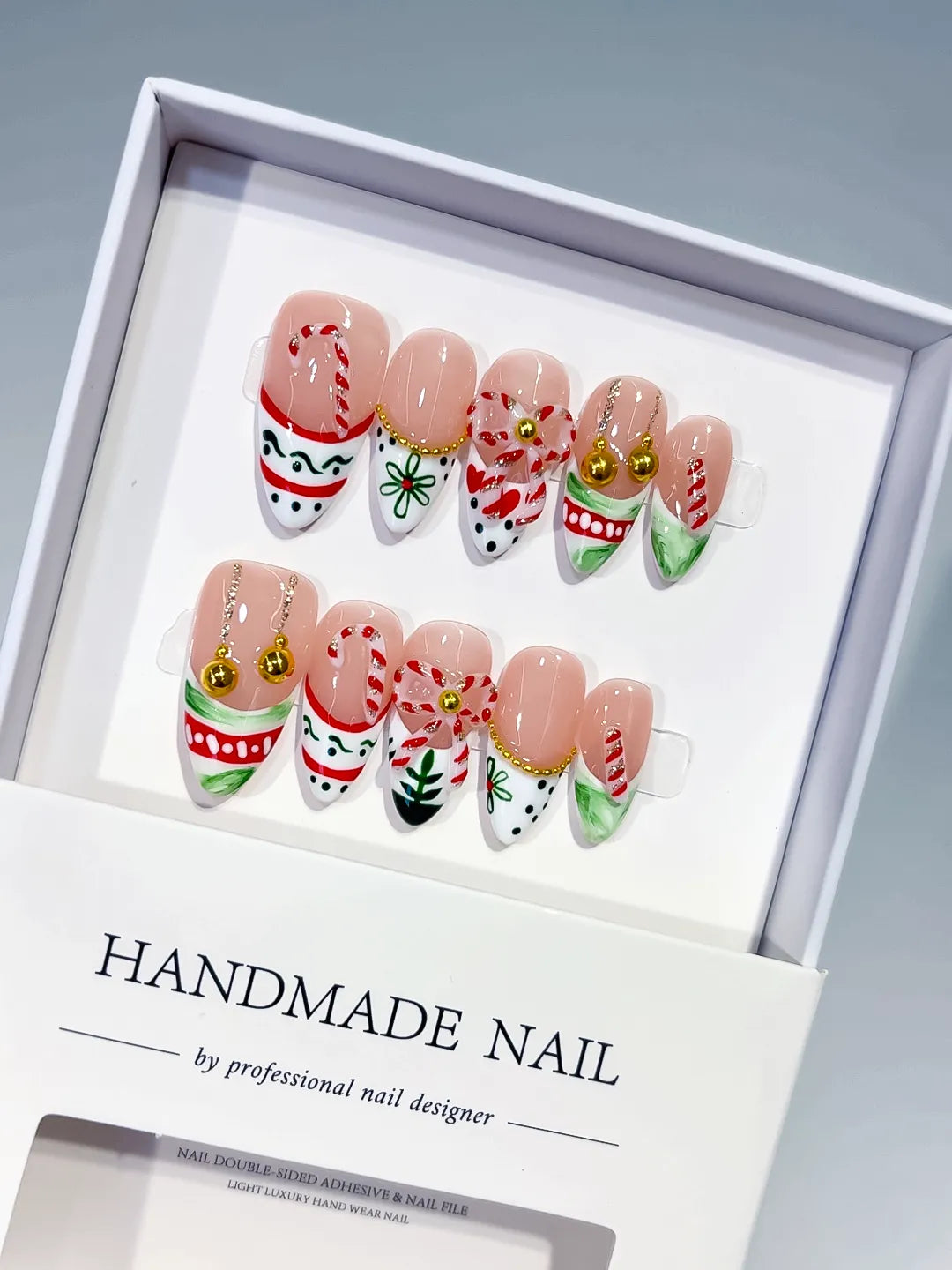 D592 - Medium White Red Almond Abstract Bow Holiday
