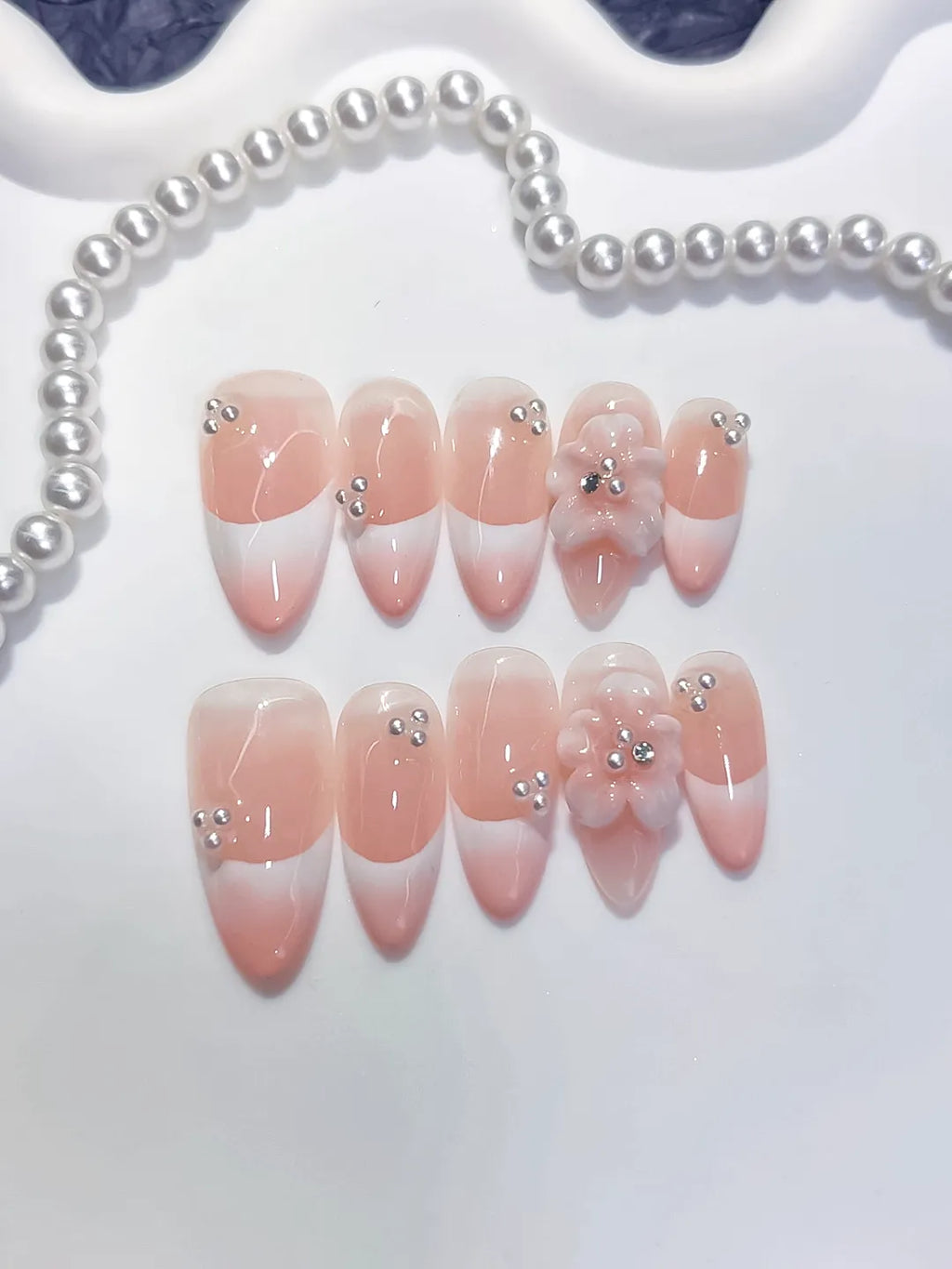 D595 - Medium Pink White Almond French tip Flower Rhinestone