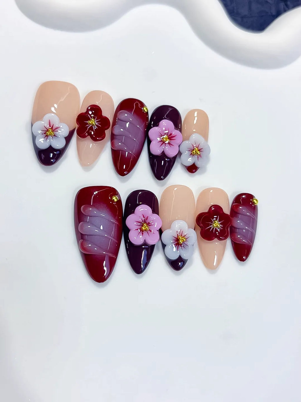 D597 - Medium Nude Red Almond Abstract Flower Shell