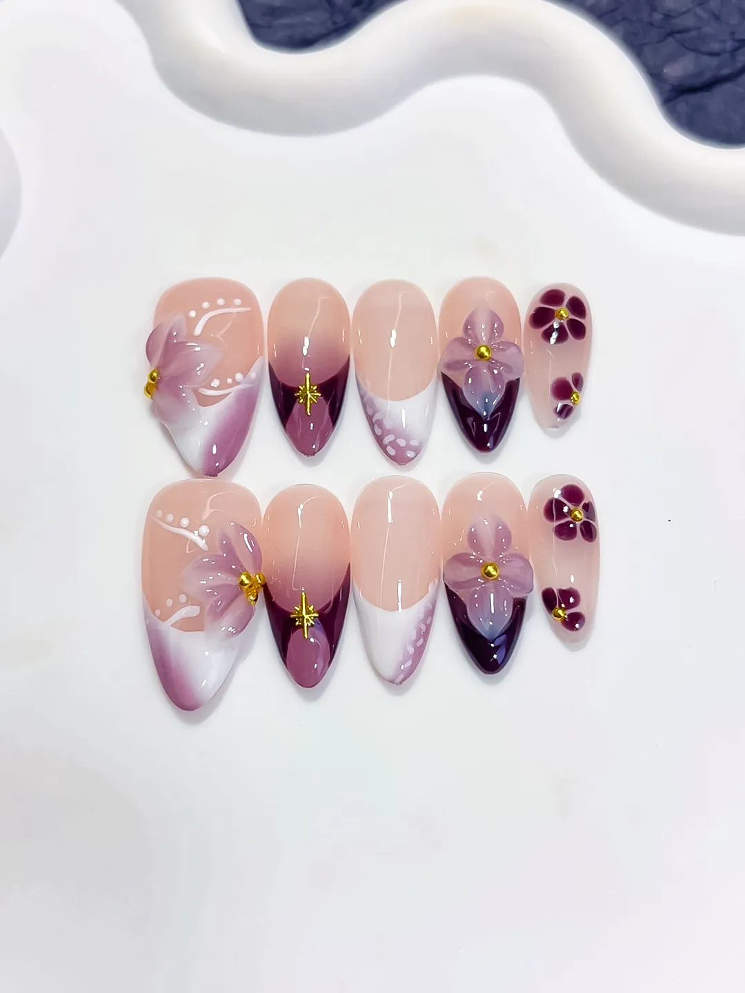 D602 - Medium Nude Purple Almond French tip Flower