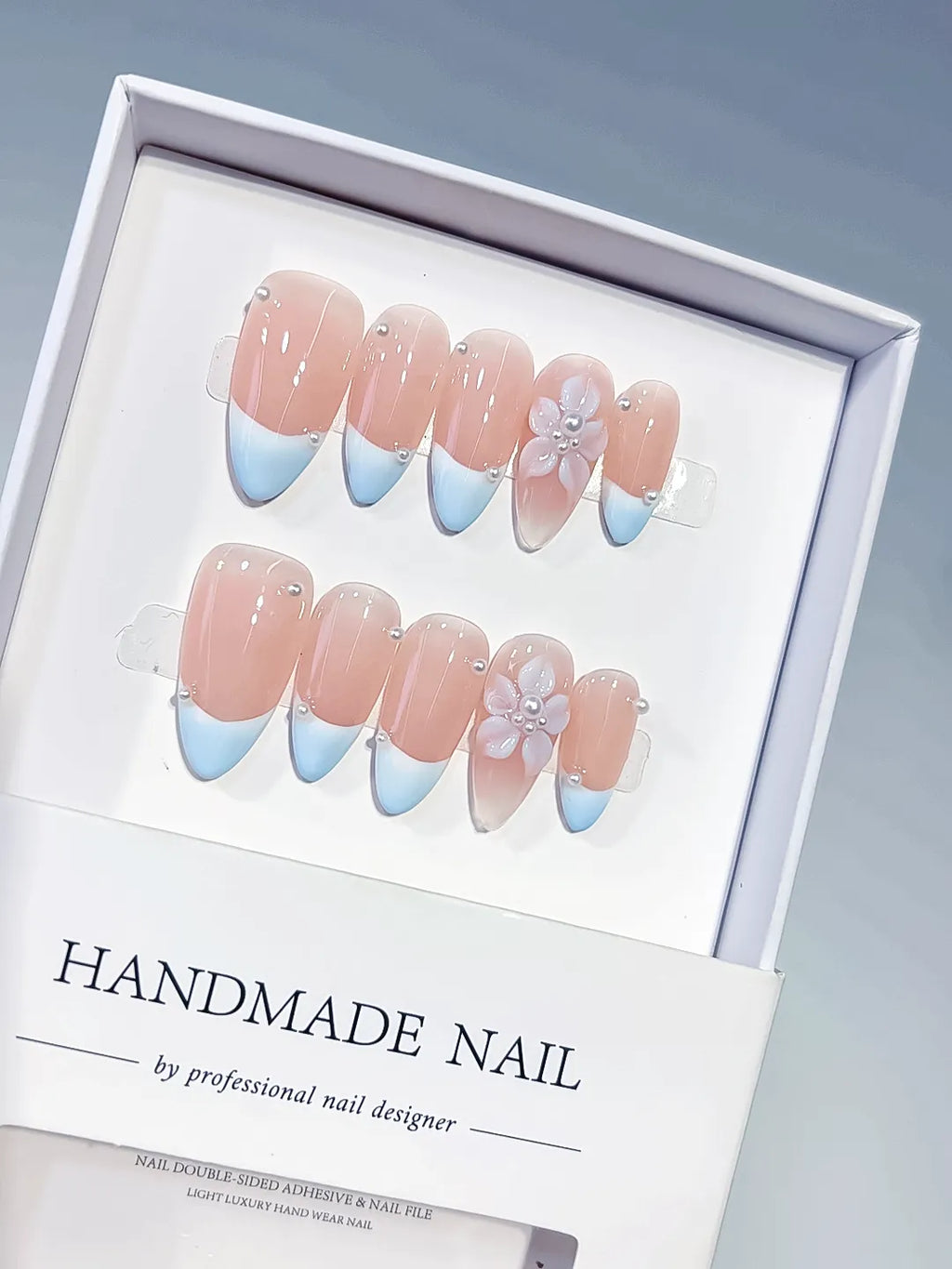 D610 - Medium Nude Blue Almond French tip Flower Pearl