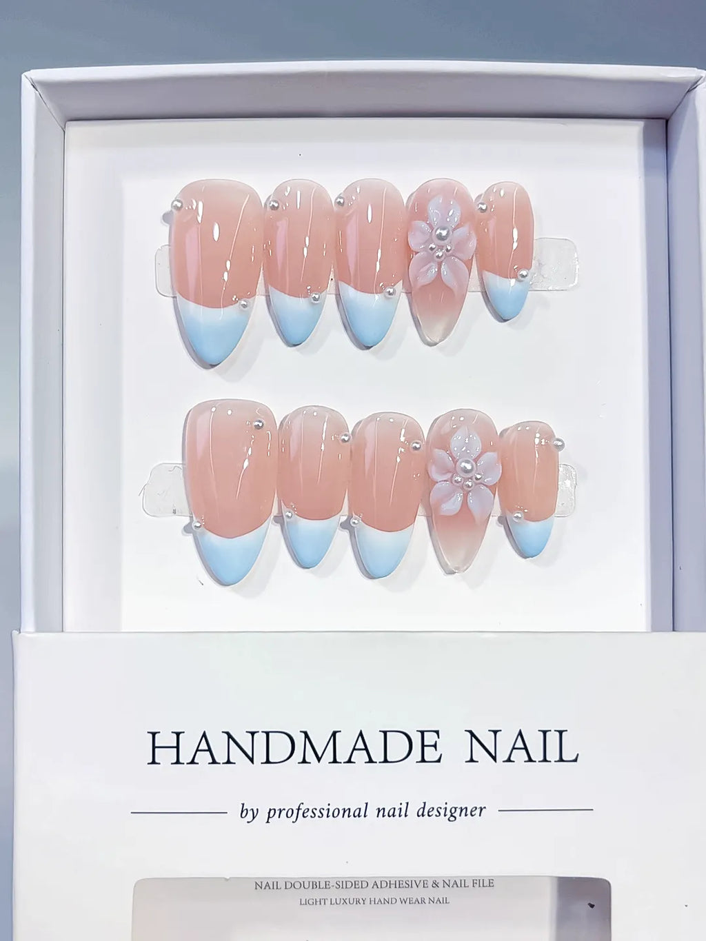 D610 - Medium Nude Blue Almond French tip Flower Pearl