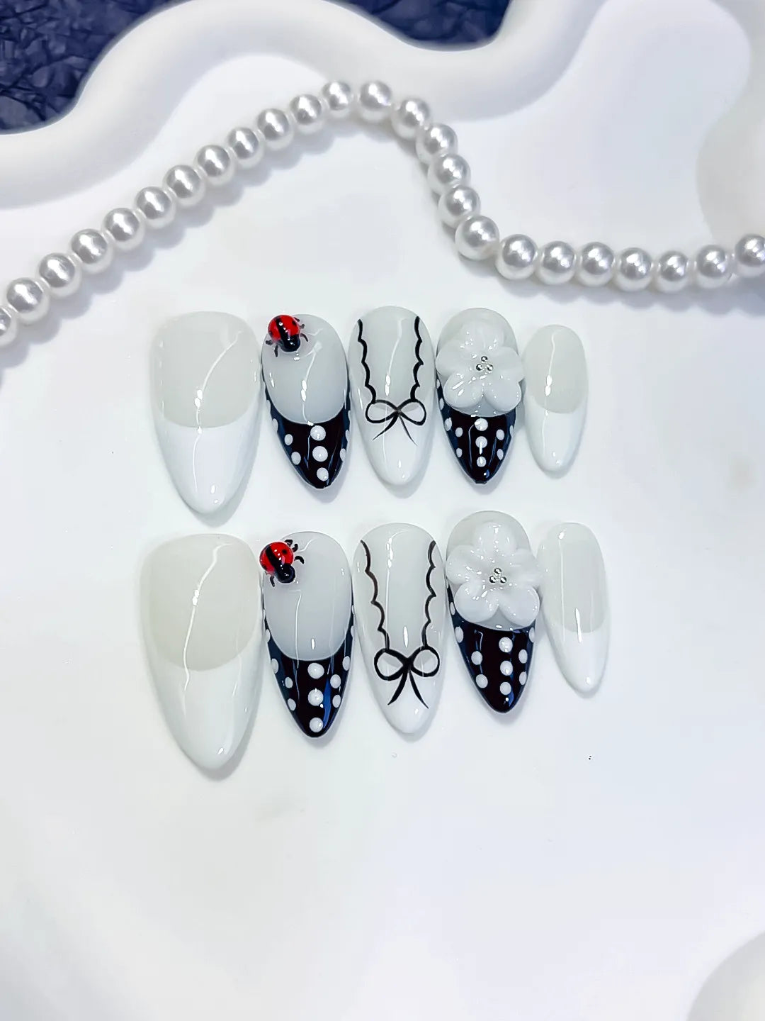 D611 - Medium White Black Almond French tip Flower Ladybug