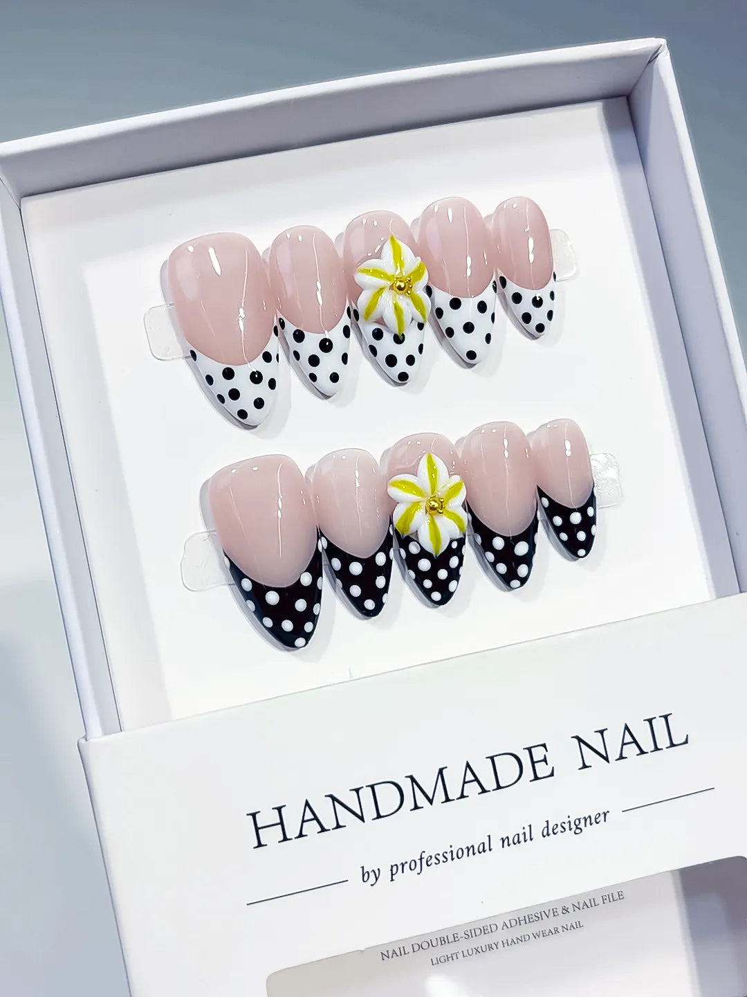 D612 - Medium Nude White Almond French tip Flower Dot Pattern