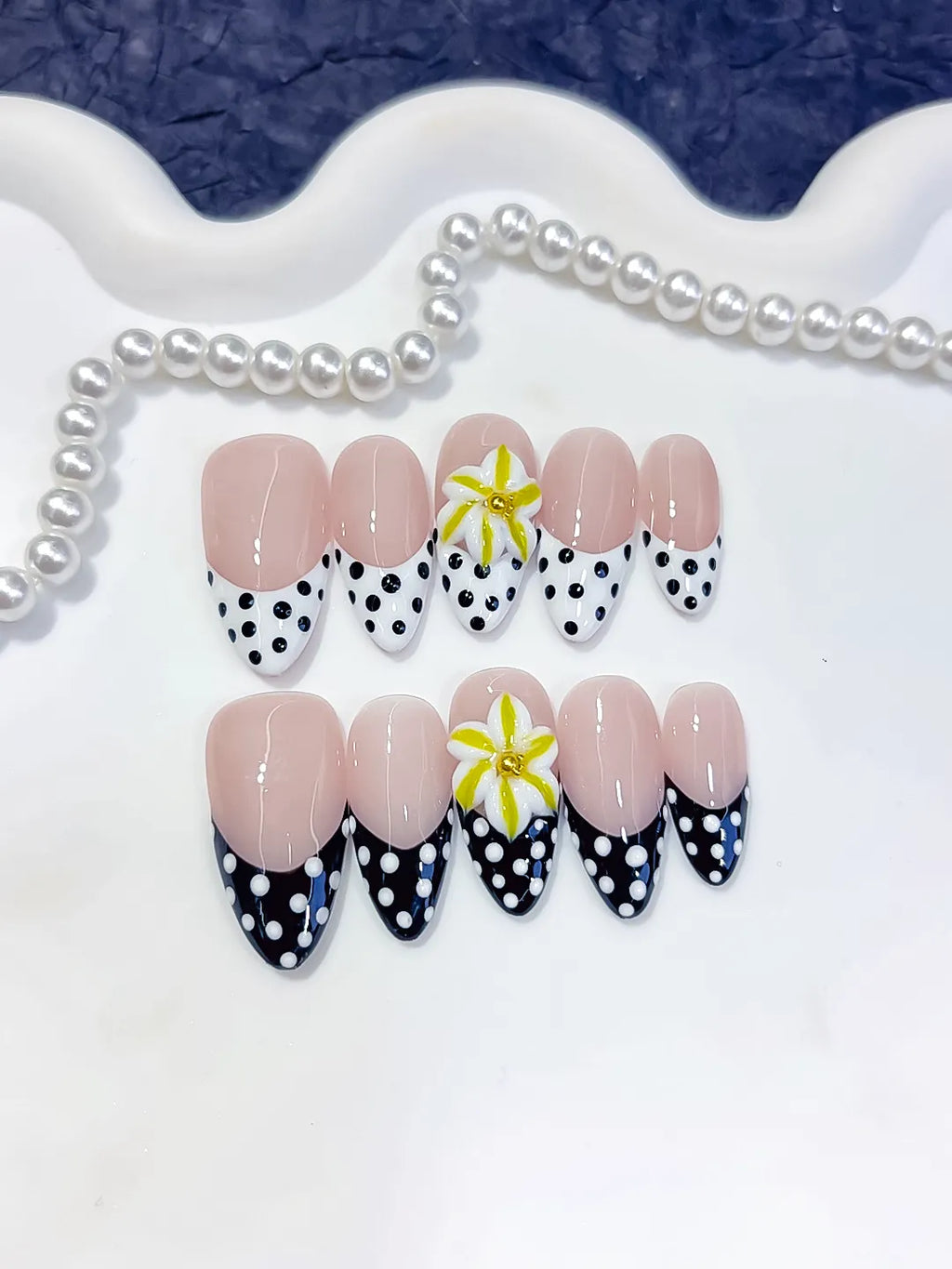 D612 - Medium Nude White Almond French tip Flower Dot Pattern