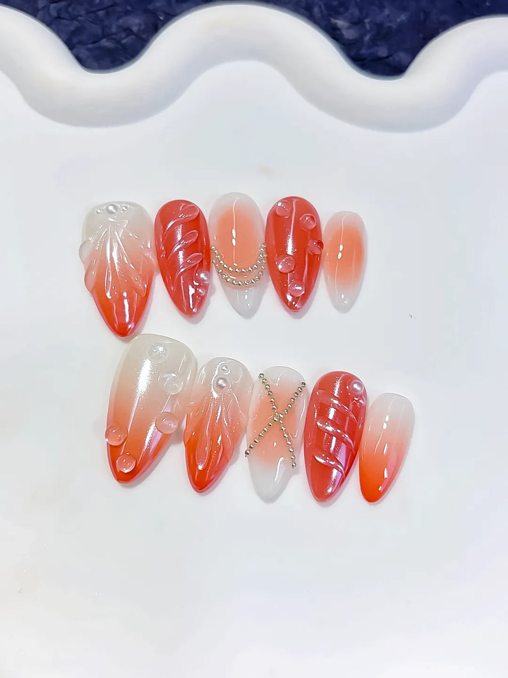 D614 - Medium White Orange Almond Ombre Shell Pearl