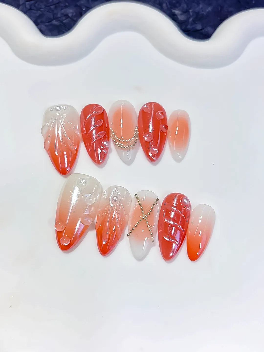 D614 - Medium White Orange Almond Ombre Shell Pearl
