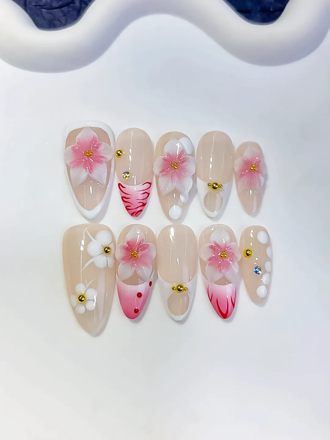 D626 - Medium Nude Pink Almond French tip Flower Dot Pattern