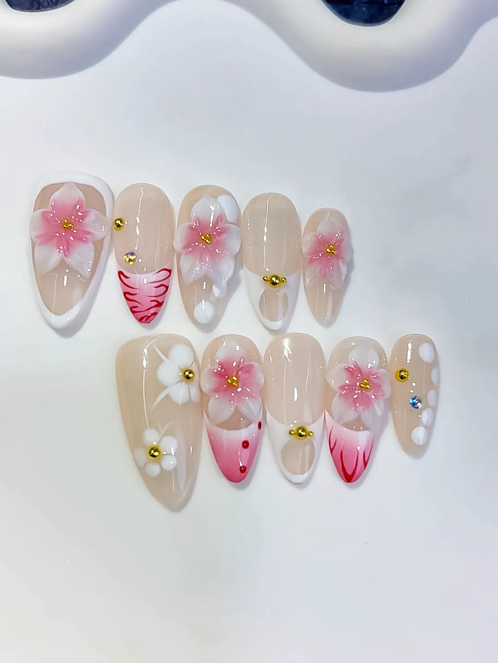 D626 - Medium Nude Pink Almond French tip Flower Dot Pattern