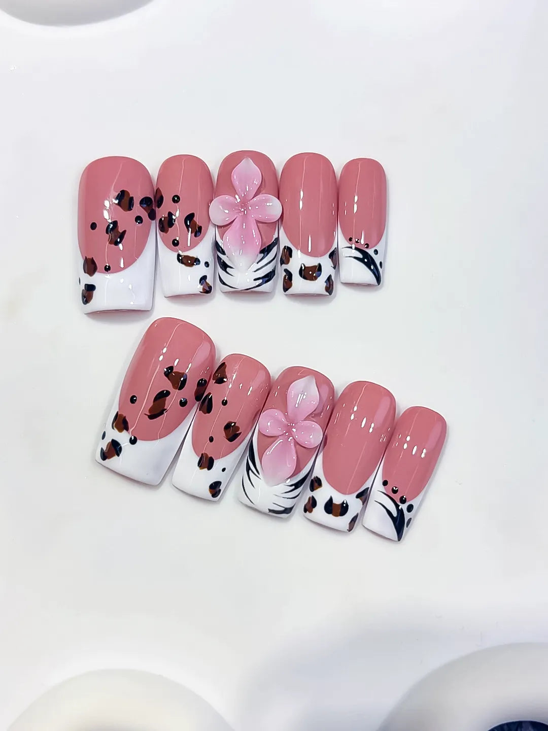 D631 - Medium Pink White Square Abstract Flower Animal Print VibeNailsLab