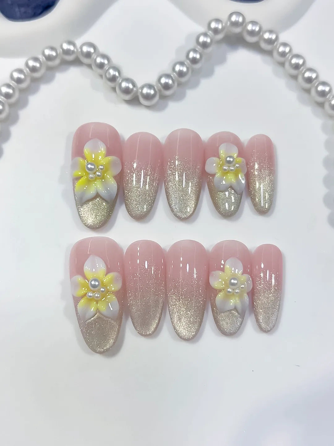 D633 - Medium Pink Silver Almond Glitter Flower Pearl VibeNailsLab