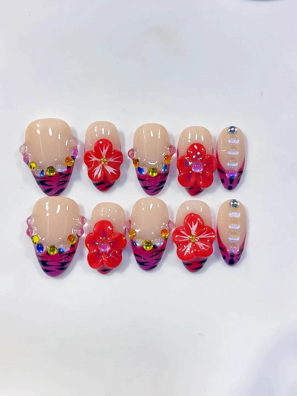D634 - Short Nude Pink Oval Abstract Flower Animal Print