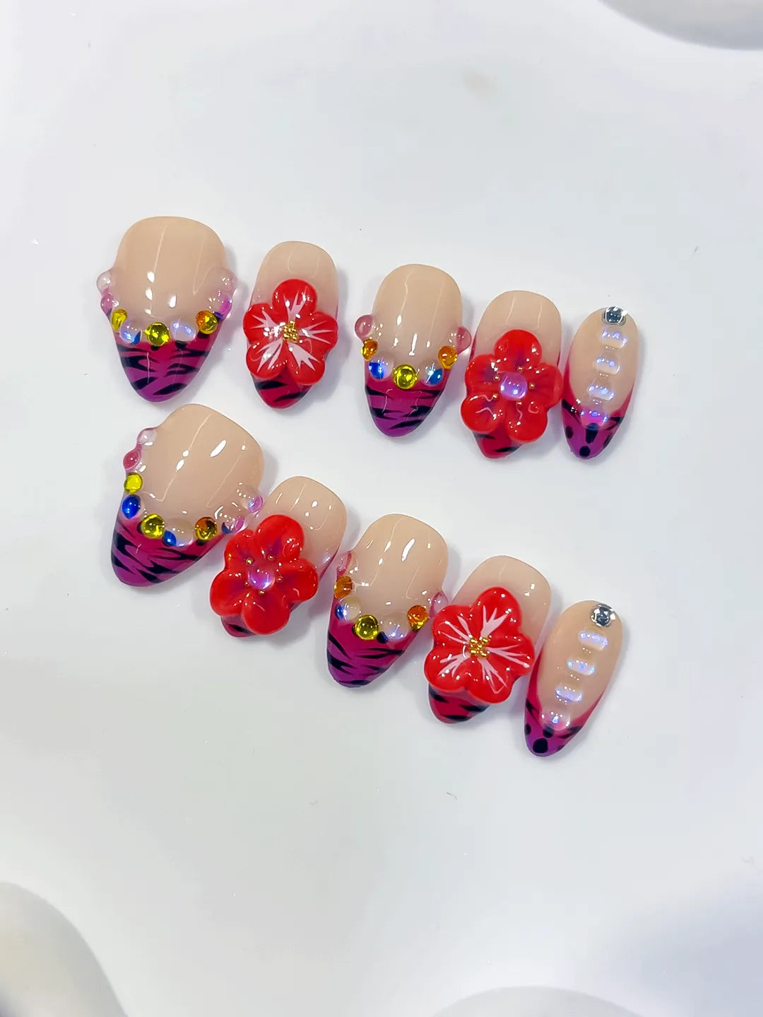 D634 - Short Nude Pink Oval Abstract Flower Animal Print