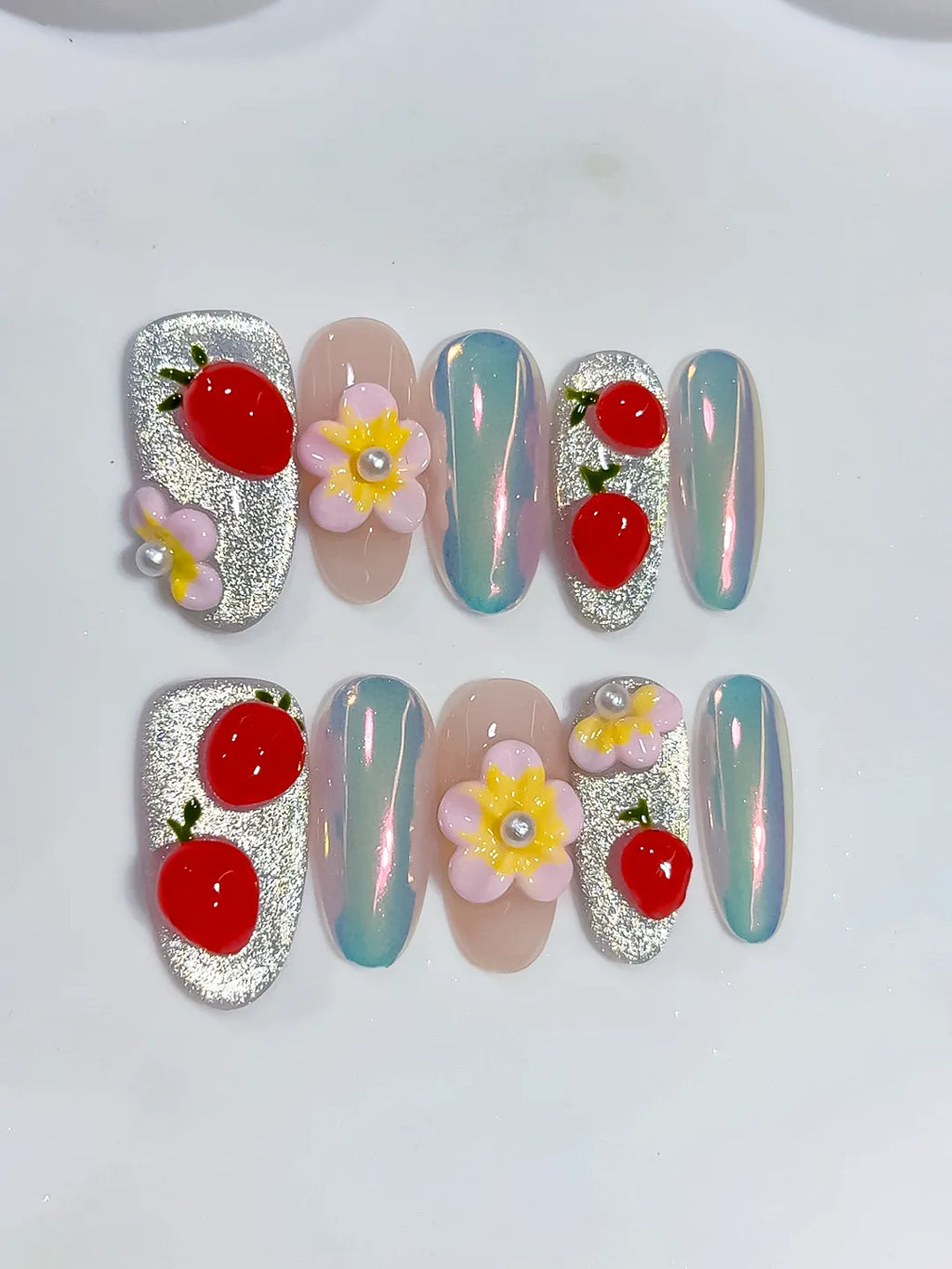 D639 - Medium Silver Nude Oval Glitter Flower Fruit