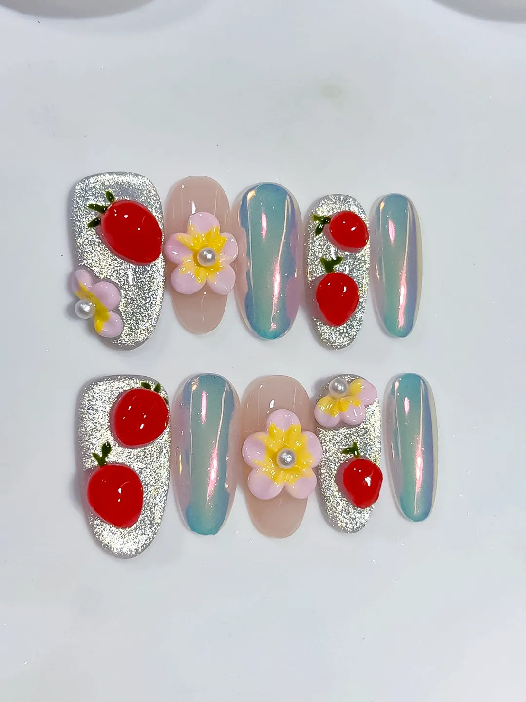 D639 - Medium Silver Nude Oval Glitter Flower Fruit