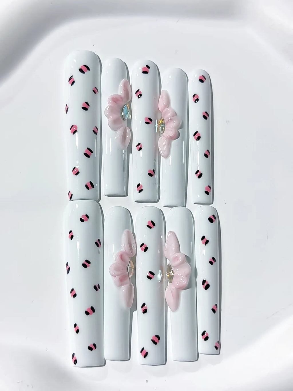 JSA10 - Long White Pink Square Abstract Bow 3D