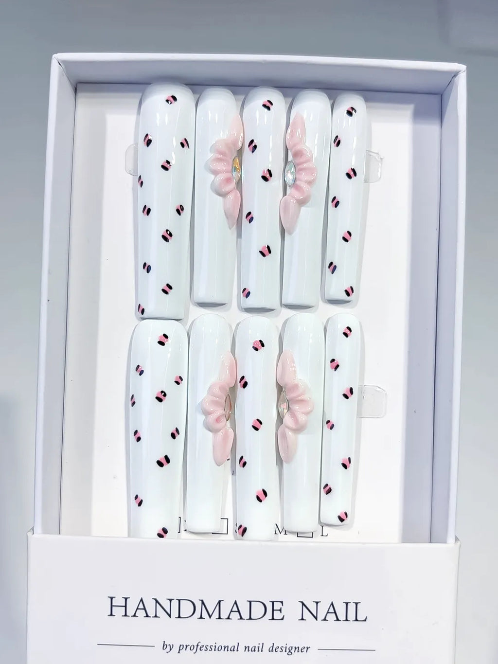 JSA10 - Long White Pink Square Abstract Bow 3D