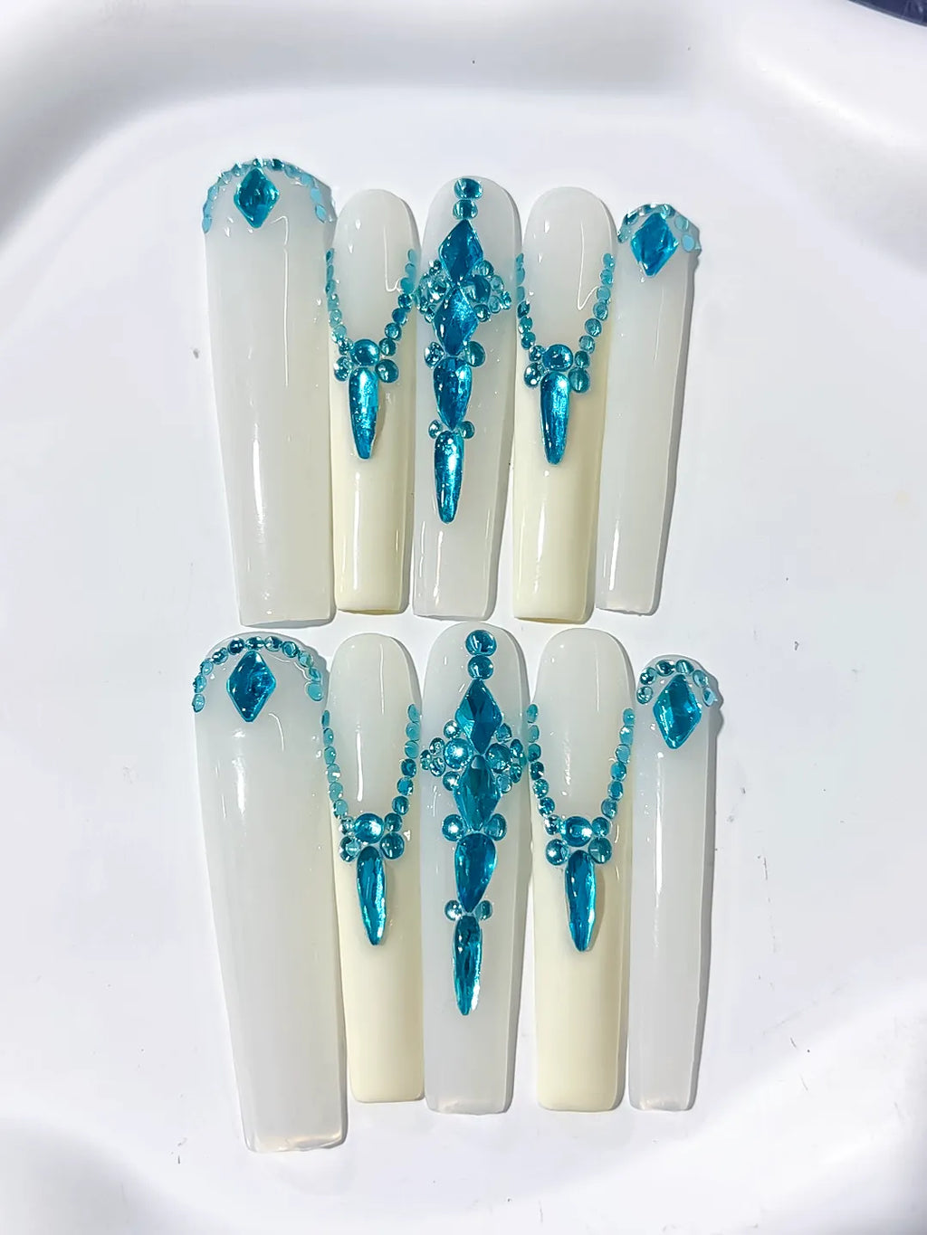 K002 - Long White Blue Square Solid color Rhinestone Chain