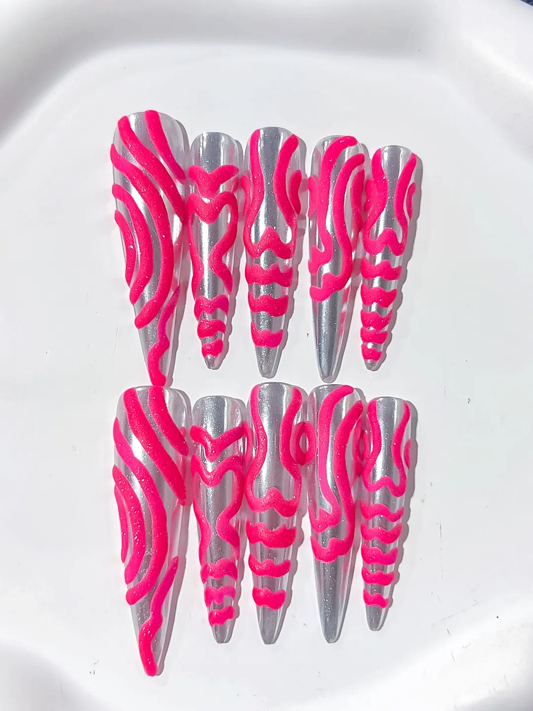 K009 - Long Silver Pink Stiletto Metallic 3D Texture