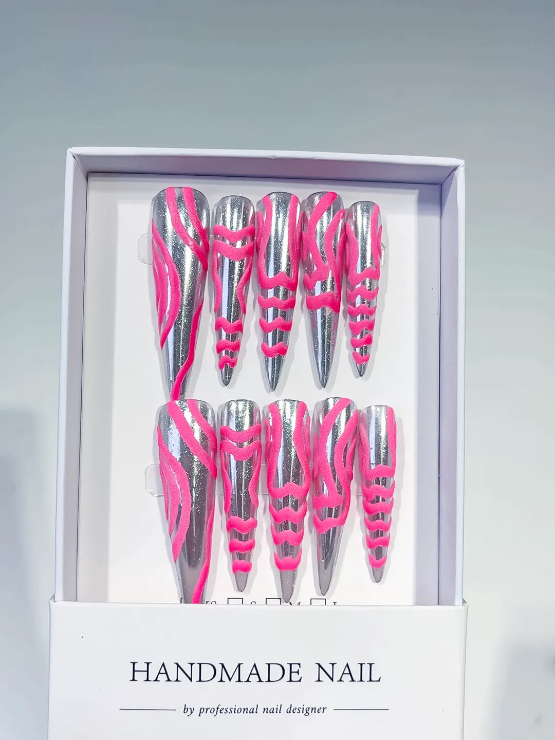 K009 - Long Silver Pink Stiletto Metallic 3D Texture