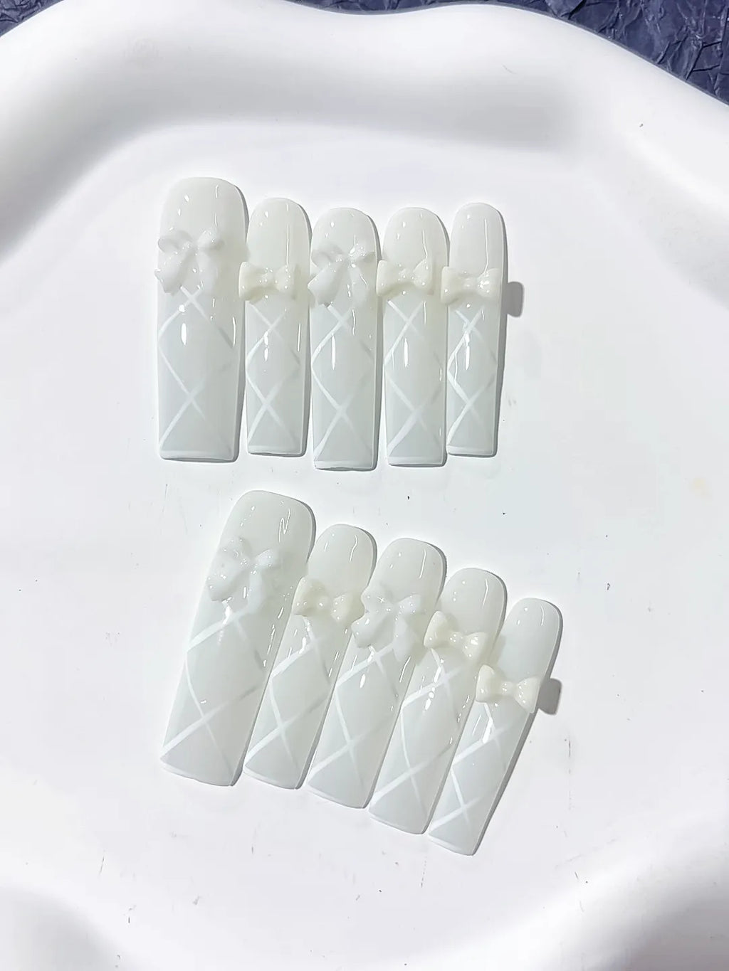 K010 - Long White Square Solid color Bow Linework