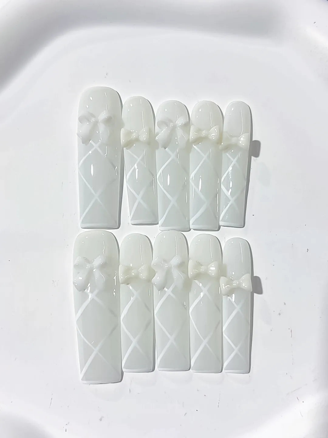 K010 - Long White Square Solid color Bow Linework