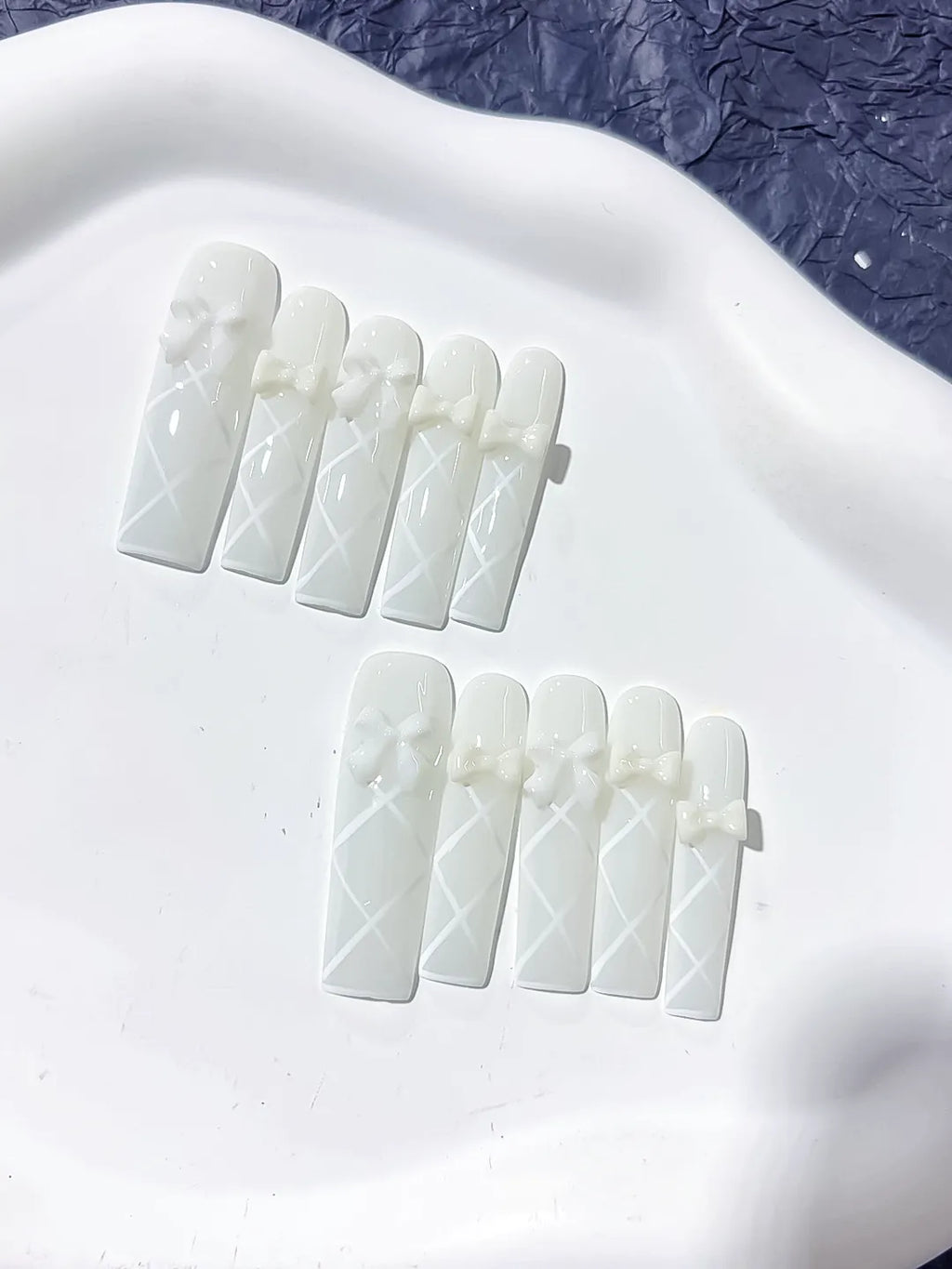 K010 - Long White Square Solid color Bow Linework